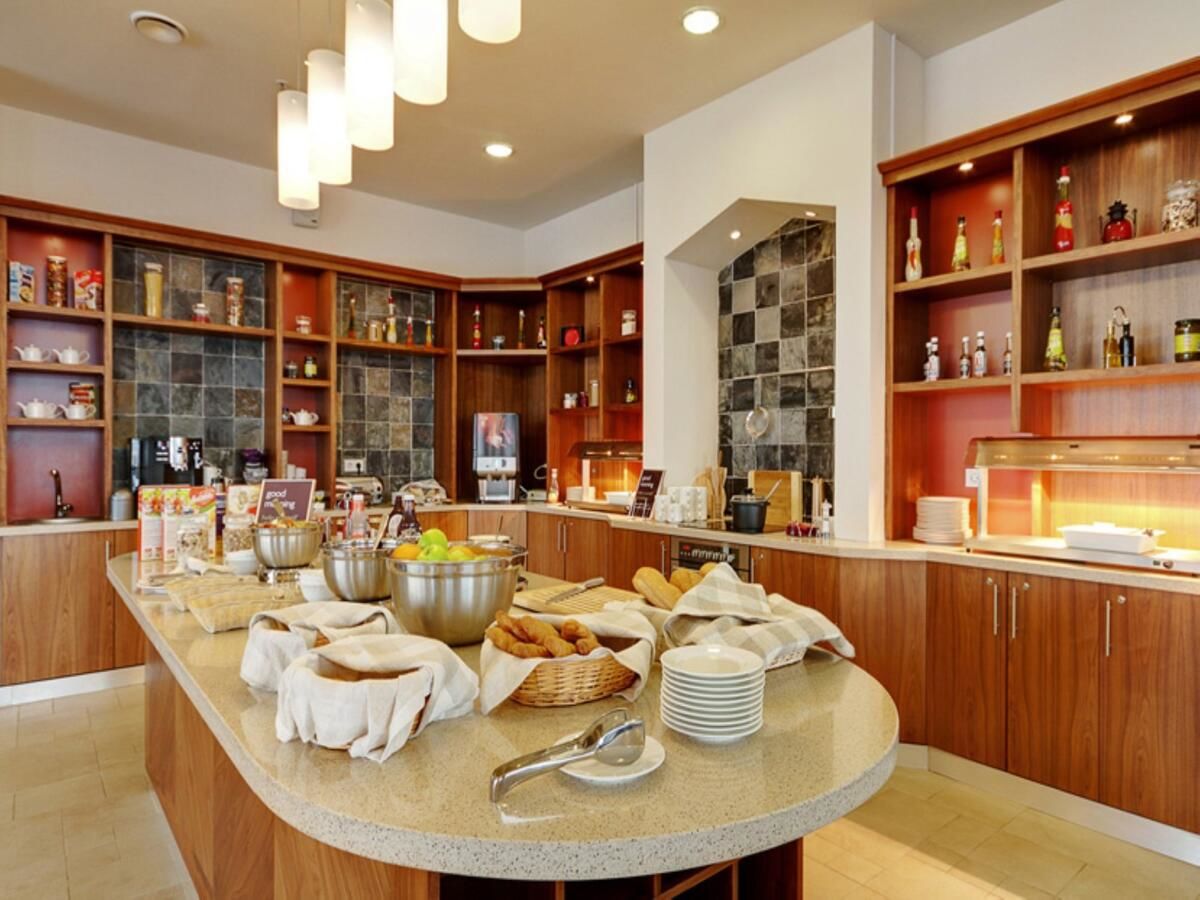 Гостиница «Staybridge Suites St. Petersburg» Санкт-Петербург-36