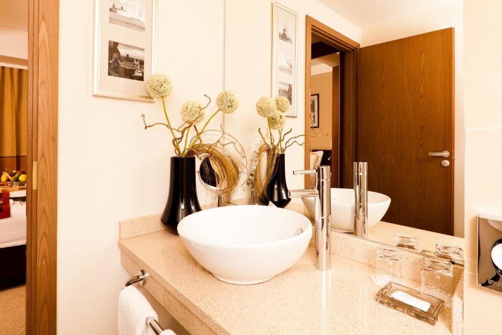 Гостиница «Staybridge Suites St. Petersburg» Санкт-Петербург